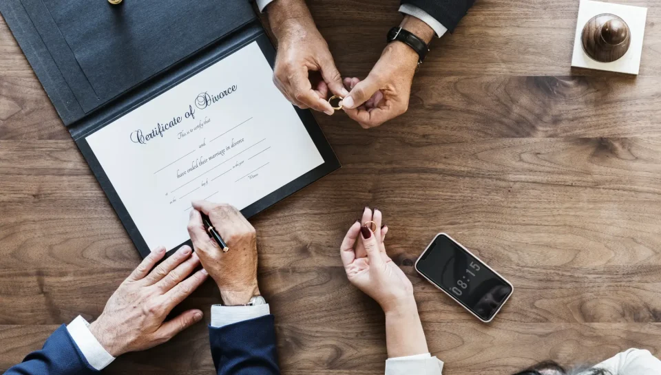 Procedimiento para el divorcio de mutuo acuerdo en España: Guía completa